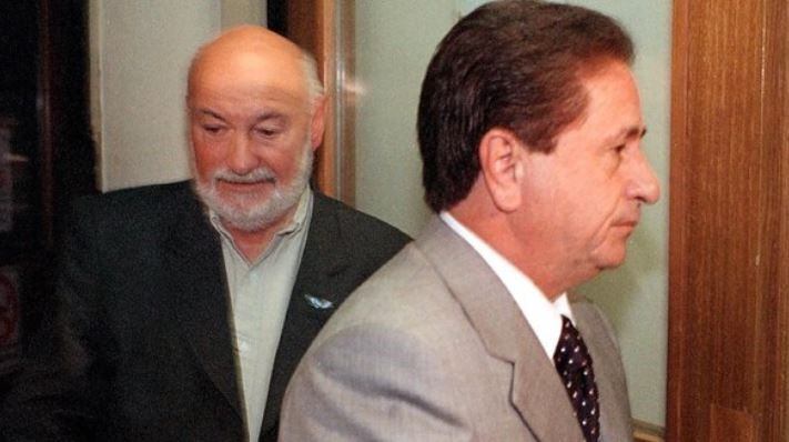 Junto a Eduardo Duhalde cuando ambos fueron candidatos a senadores en 2001