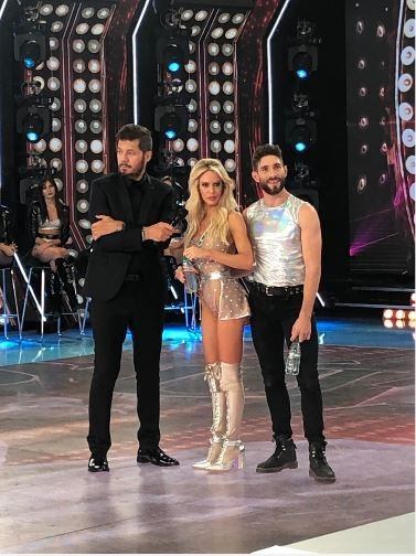 Marcelo Tinelli, Luciana Salazar y Gonzalo Gerber en la pista del Súper Bailando