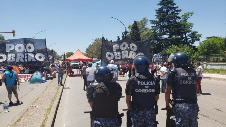 Acampe del Polo Obrero frente al Ministerio de Desarrollo Social.