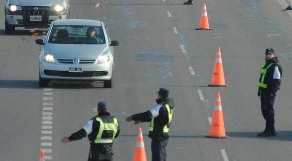 Controles viales en Mendoza.