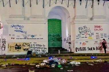 Pintadas en el Cabildo (captura)