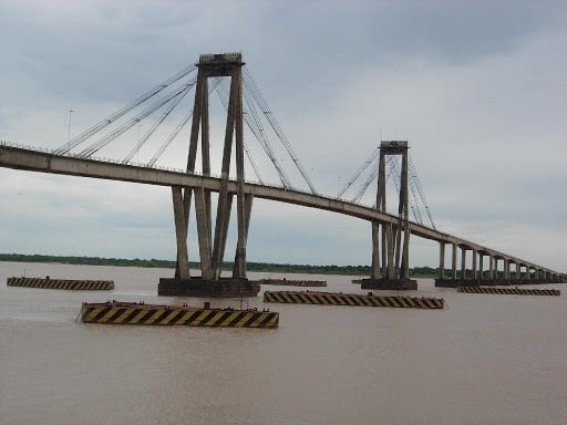 El cruce del puente trajo controversia entre Correntinos y chaqueños.