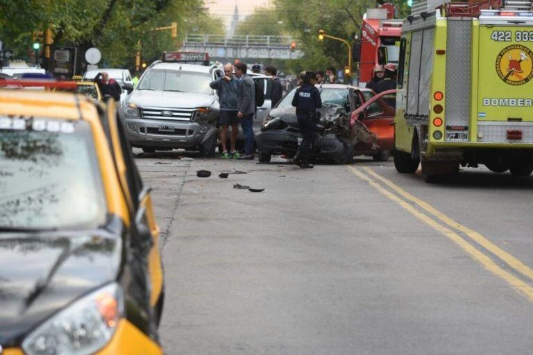 Aparatoso choque en Godoy Cruz