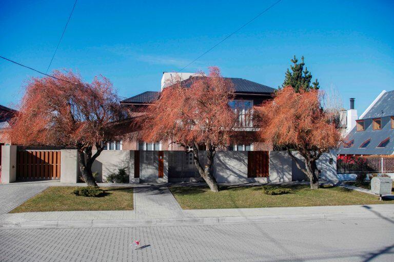 El frente de la casa de Cristina Kirchner en Santa Cruz. (AFP)