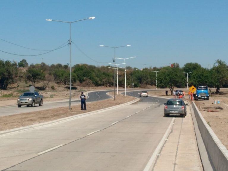 La obra de la Circunvalación en el ingreso por el este de la ciudad, que comunicará la avenida Costanera con la Terminal de Ómnibus.