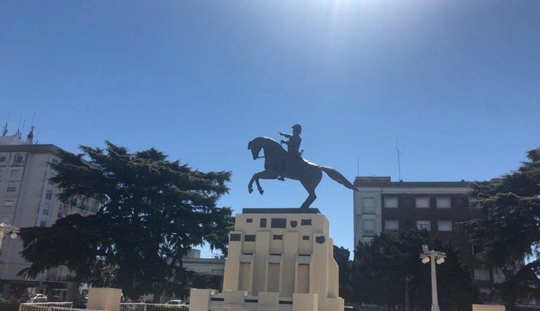 Plaza San Martín de Azul / Foto: Vía Azul