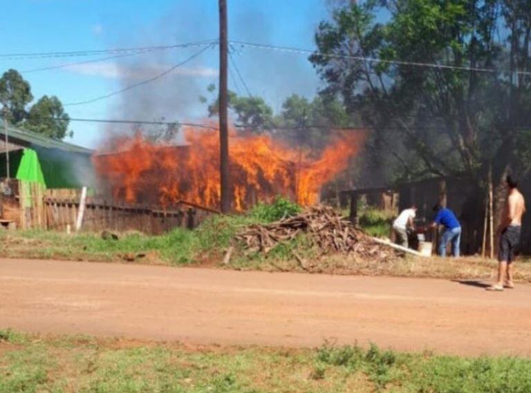 Discutieron por el River-Boca y le prendió fuego la casa. (Foto: El Territorio)