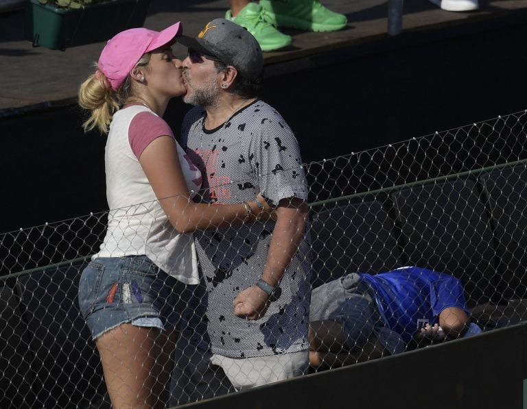 (AFP PHOTO / JUAN MABROMATA)