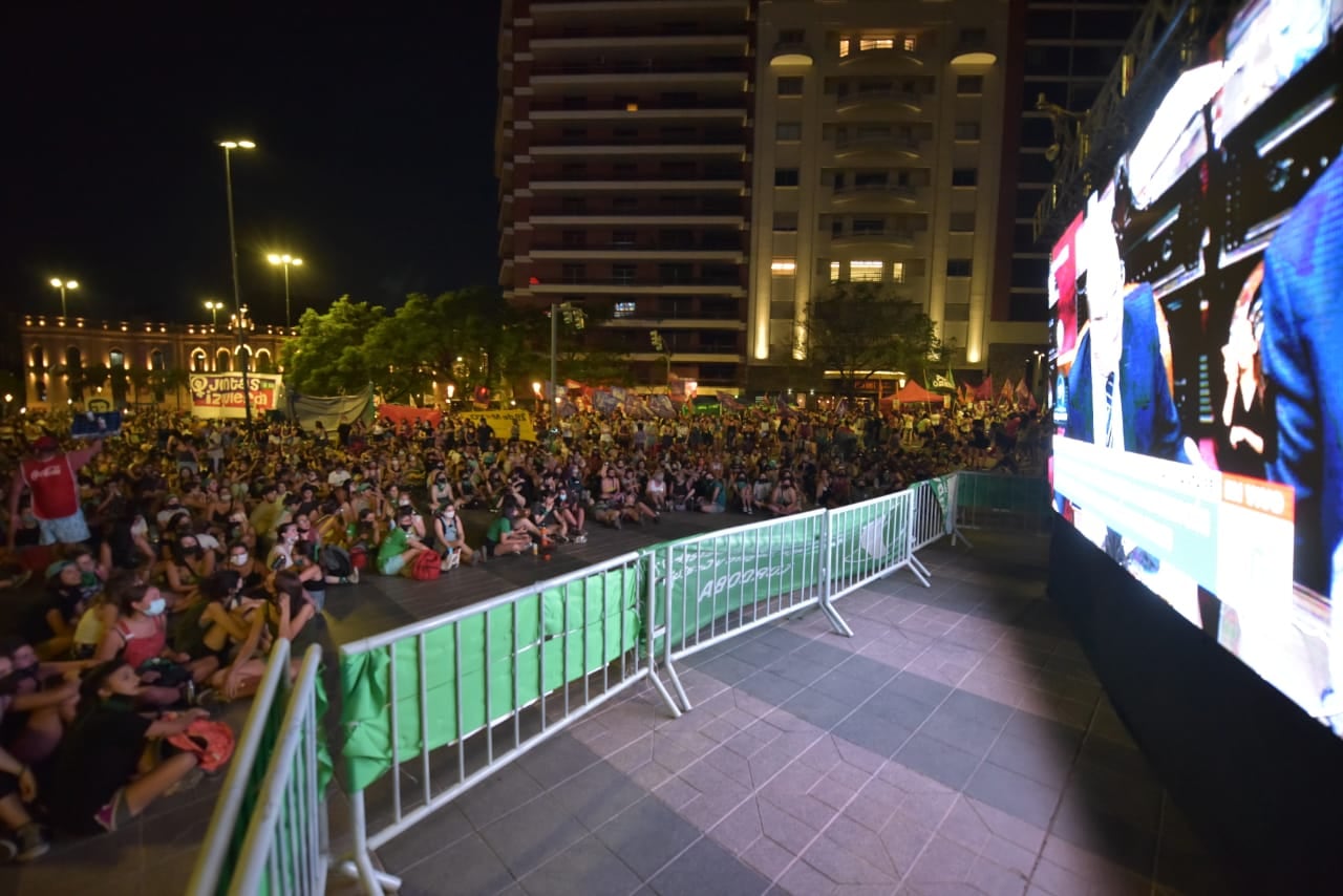 Miles de manifestantes esperarán en las calles de Nueva Córdoba, las votaciones de la Cámara de Diputados.