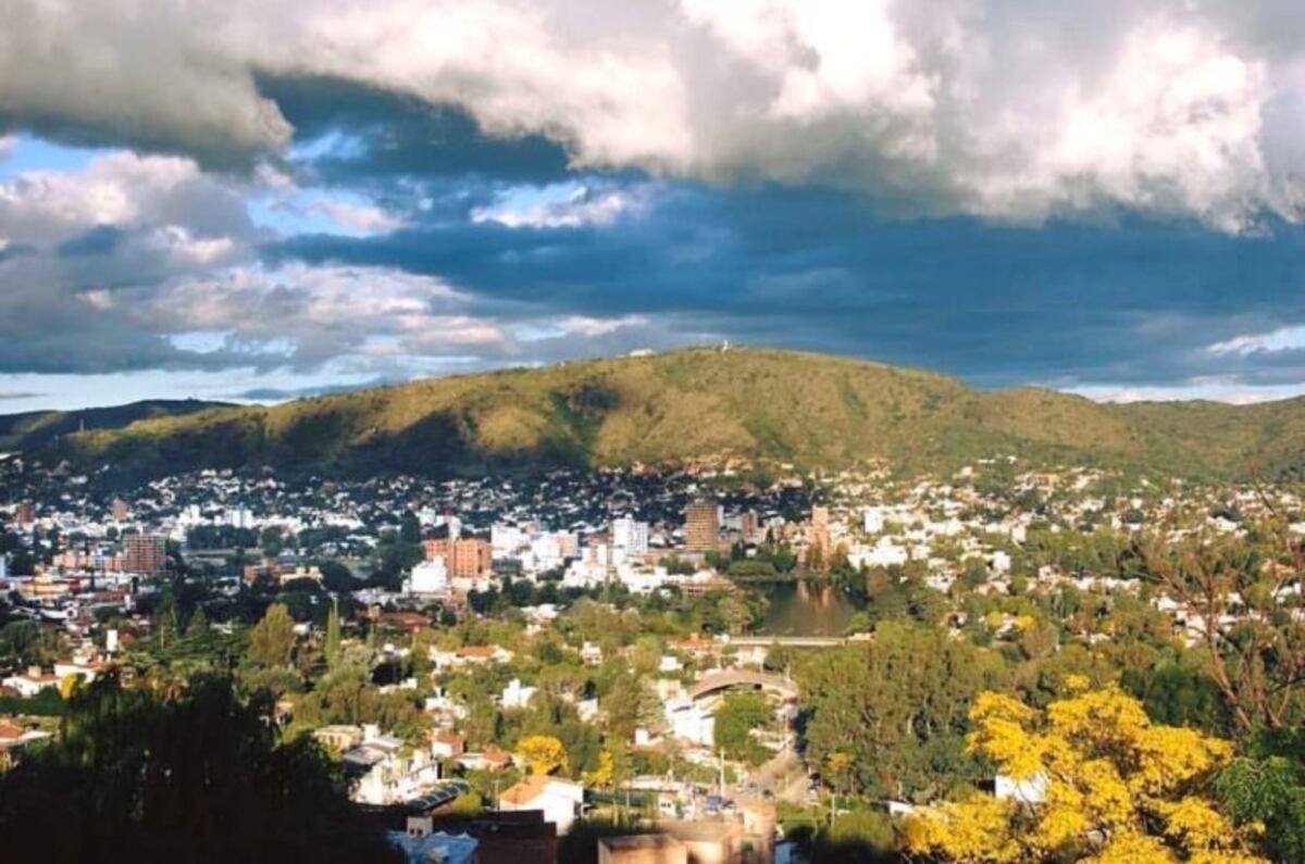 Clima en Punilla: lunes caluroso con probabilidad tormentas aisladas en Villa Carlos Paz