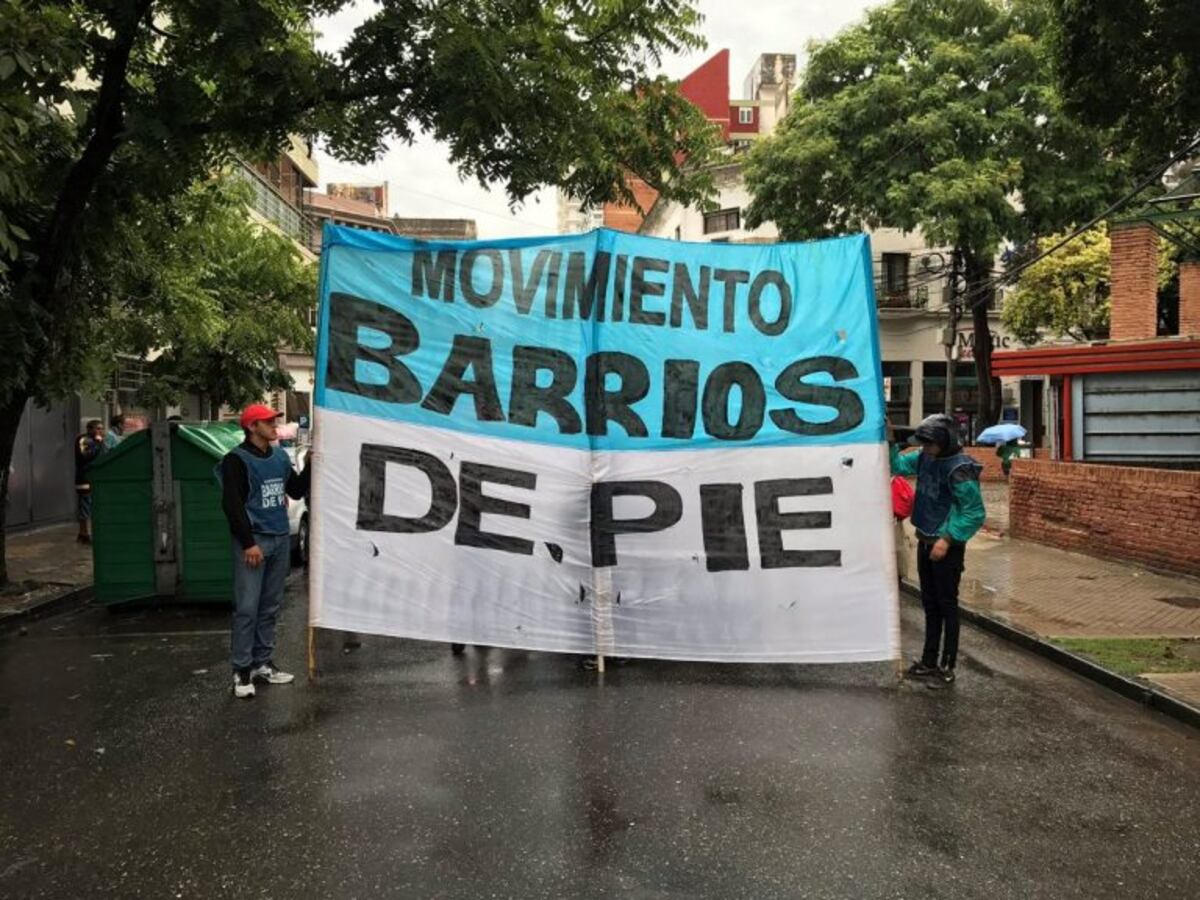 Anunciaron la llegada de una olla popular a la Bolsa de Comercio por la emergencia alimentaria