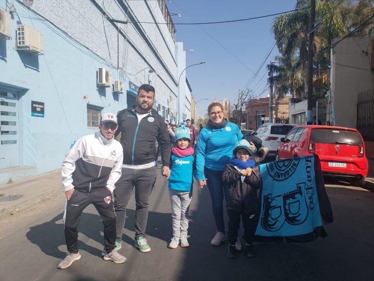 Vuelve el fútbol a barrio Alberdi con el amistoso que jugarán Belgrano y Gimnasia Esgrima de Mendoza.