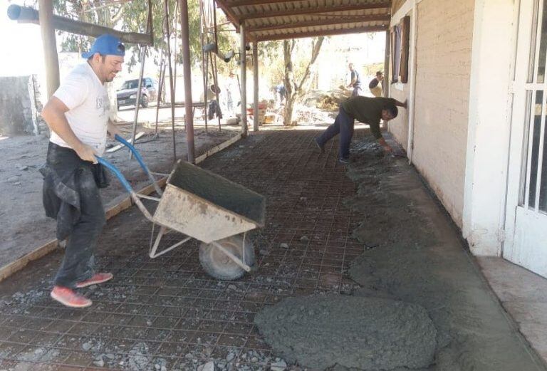 Continúan los trabajos en la Posta Sanitaria El cavadito, Lavalle, Mendoza.