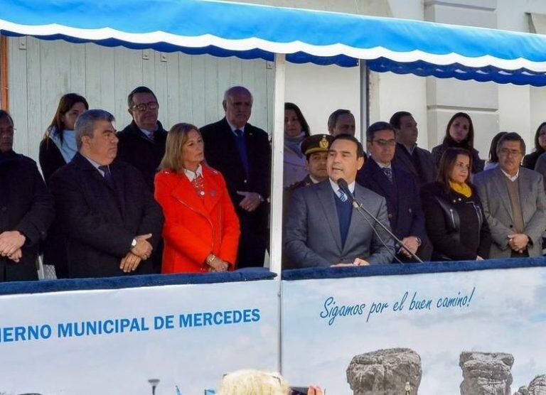 Valdés y la intendente de Mercedes se lanzaron acusaciones cruzadas. (Foto: El Litoral)