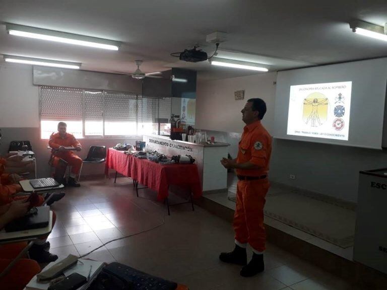 Capacitacion Bomberos Voluntarios Arroyito