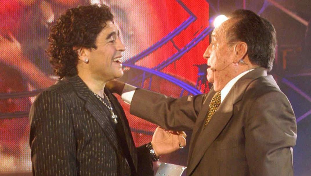 Maradona y "Chespirito", en 2005. (Foto: Internet)