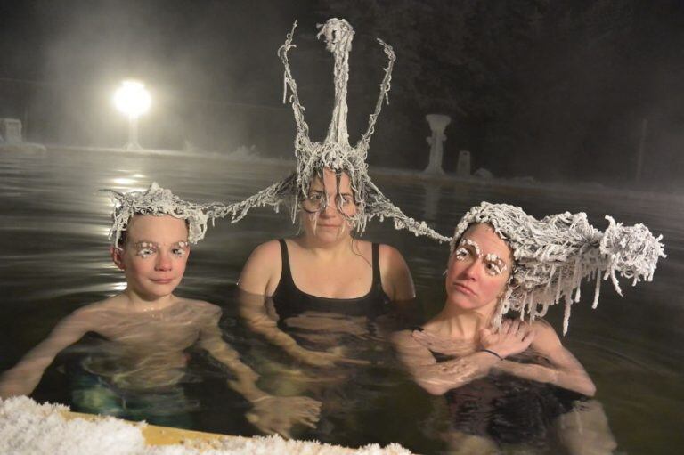 Los ganadores al "Mejor peinado en Grupo"(Foto:Hair Freezing Contest)