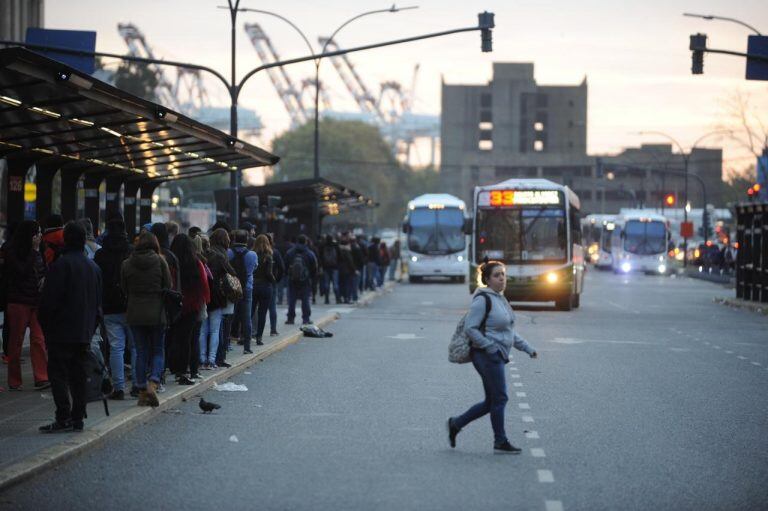 Se desarrolla la primera jornada de paro en todo el país (Foto: Federico López Claro)