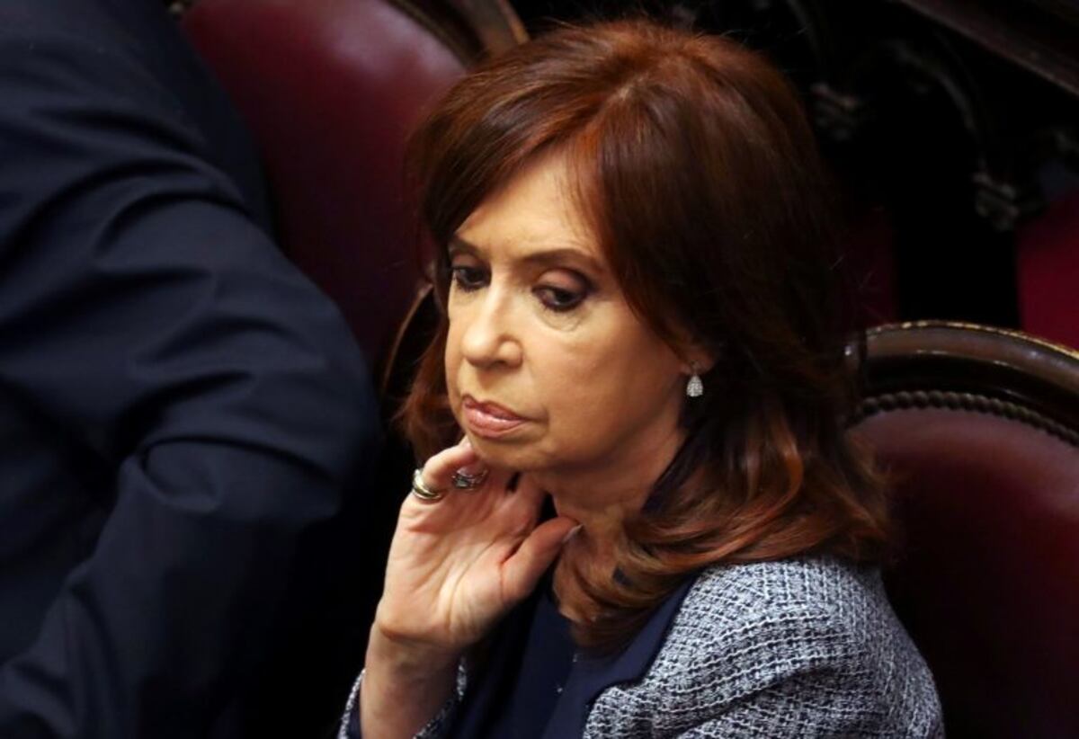 Ordenan llamar a Cristina Kirchner a indagatoria en la causa por la "ruta del dinero K"