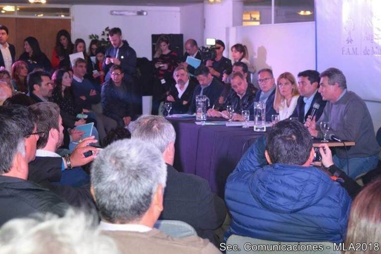 Buenos Aires. Reunión de Federación de Municipios de Argentina