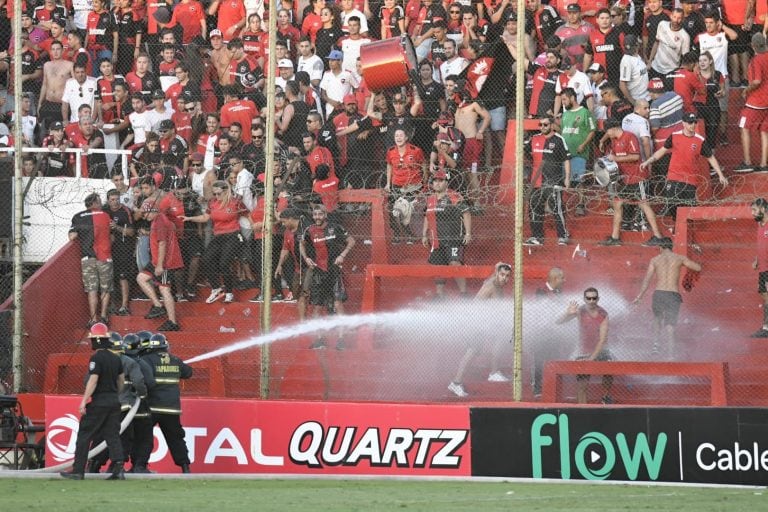 Incidentes en el partido de Newell's y Villa Mitre