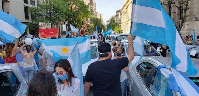 Nuevo banderazo contra el Gobierno nacional en Córdoba.  (Foto: Javier Ferreyra)