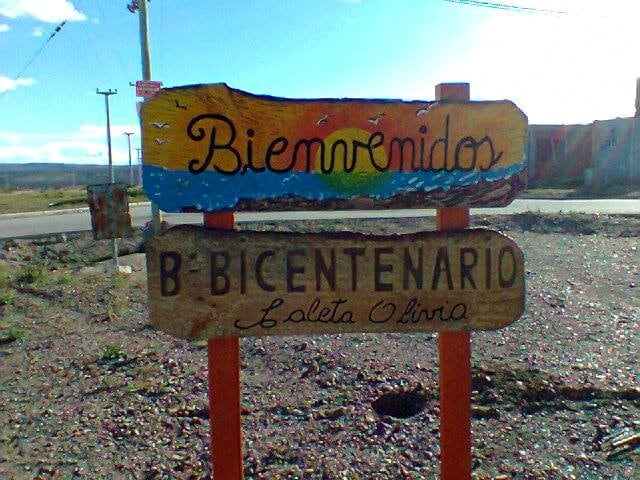 tareas de emellecimiento en acceso a barrio Bicentenario