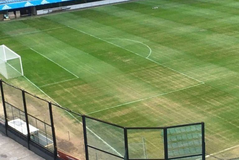 Daniel Angelici, presidente de Boca, reconoció que el césped de La Bombonera no está en buen estado para albergar el amistoso entre Argentina y Haití.