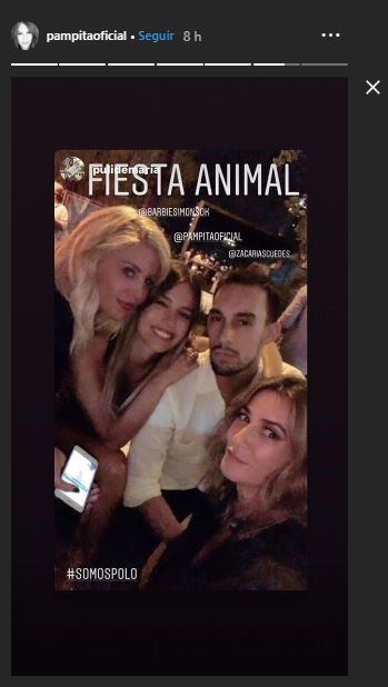 Pampita asistió junto a Barbie Simons, Fabián Medina Flores y su estilista Zacarías Güedes