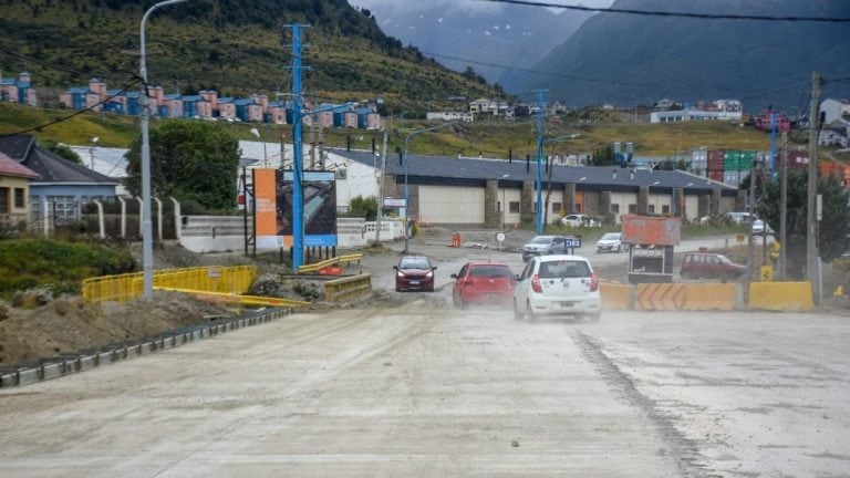 La corte de energía eléctrica, en Puente Arroyo Grande, dejaría inhabilitado el servicio por al menos 4 horas. 