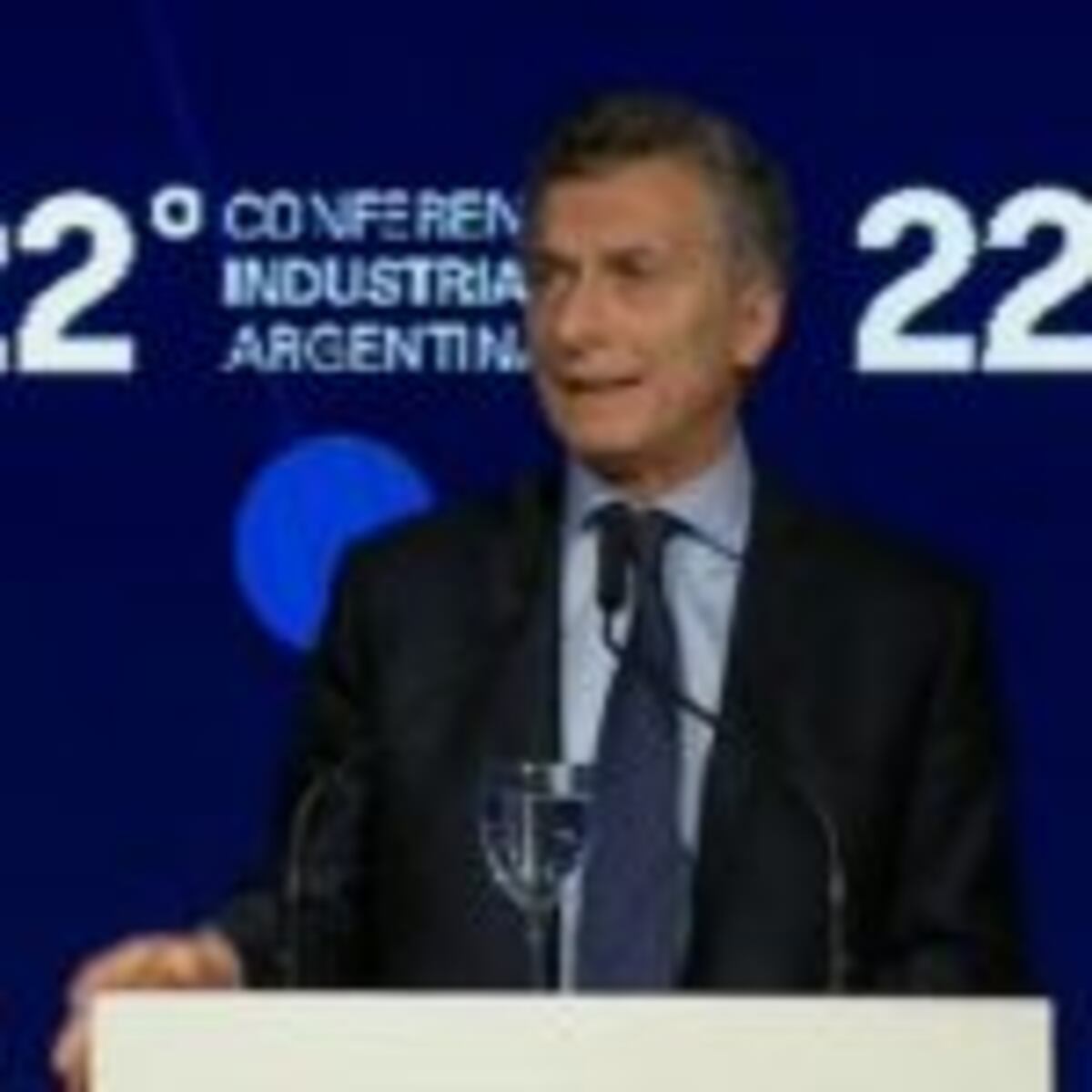 Macri pidió a los gremios sentarse a discutir todos los convenios laborales para corregir deformaciones
