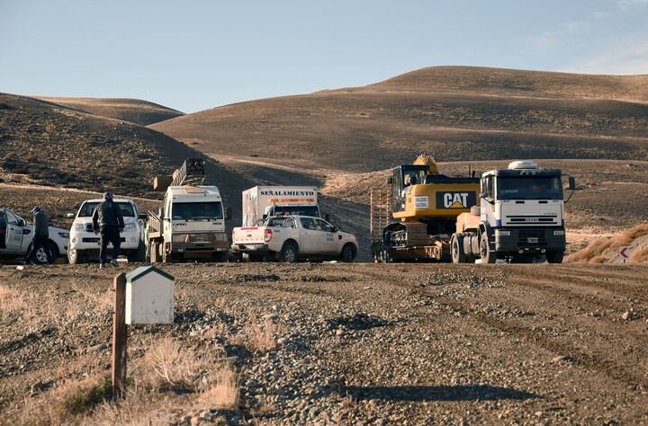 Este lunes continúan las excavaciones en las propiedades que Lázaro Báez tenía en Santa Cruz. (Francisco Muñoz)