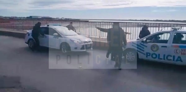 La policía impidió que un hombre se arrojara del puente (ResumenPolicial)