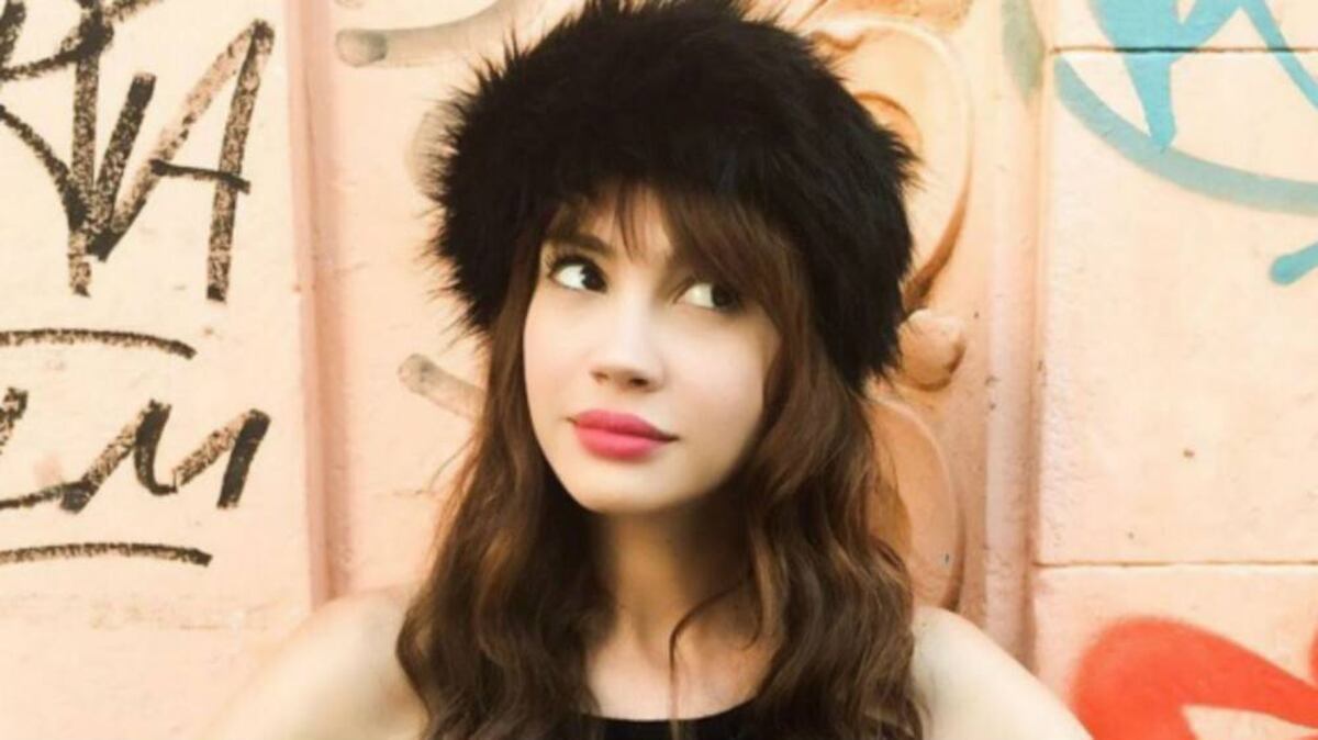 Celeste Cid apostó a un strapless de cuero negro y despertó cientos de suspiros