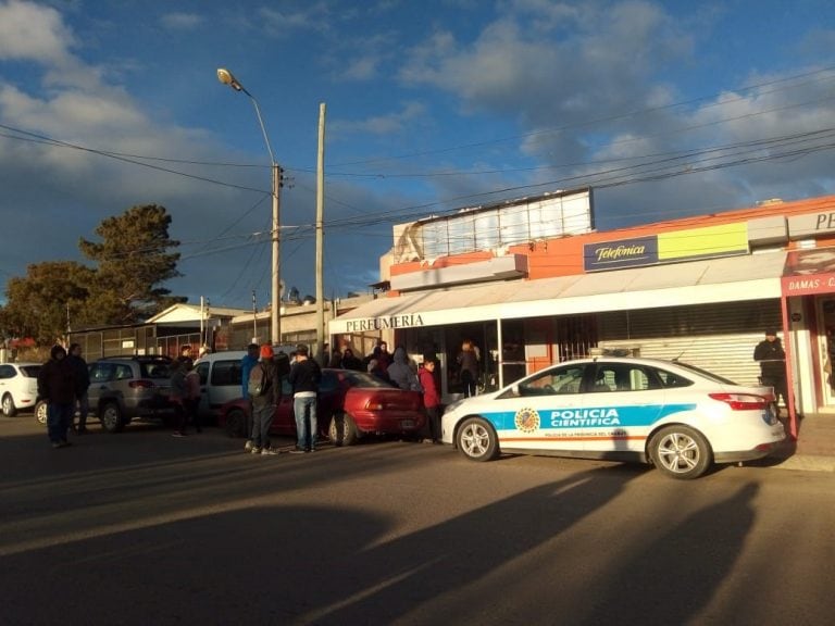 La policía detuvo a un sospechoso del crímen.