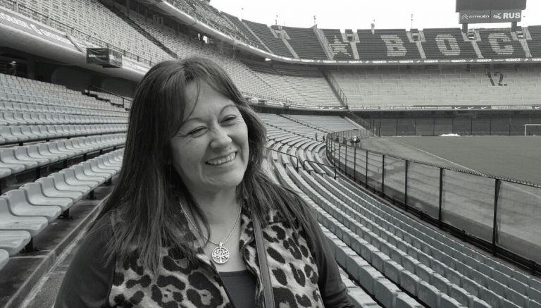 Marcela Paoloni en la cancha de Boca Juniors.