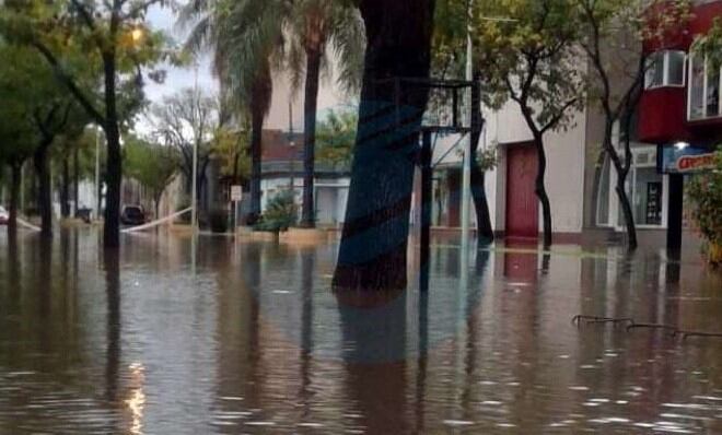 El temporal se hizo sentir en algunas localidades del centro santafesino. (Esperanza Dia)