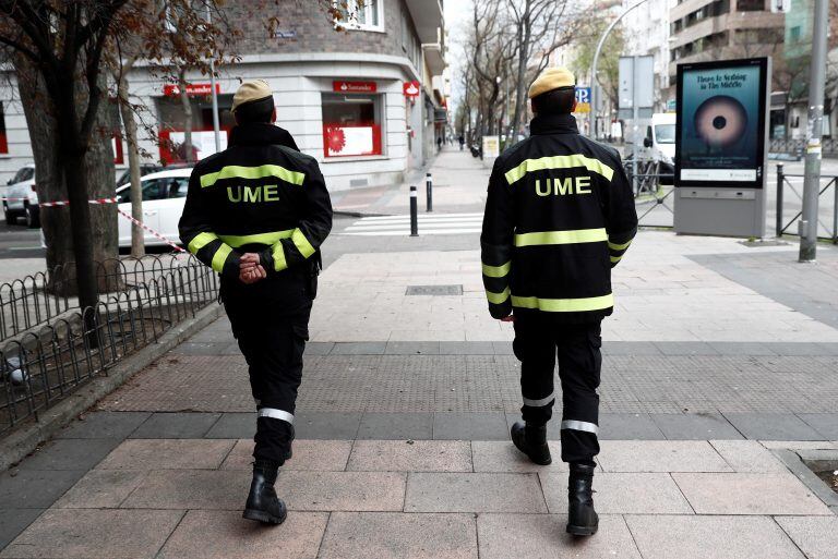 España vive este lunes su primer día laboral de aplicación del decreto de alarma. (EFE)