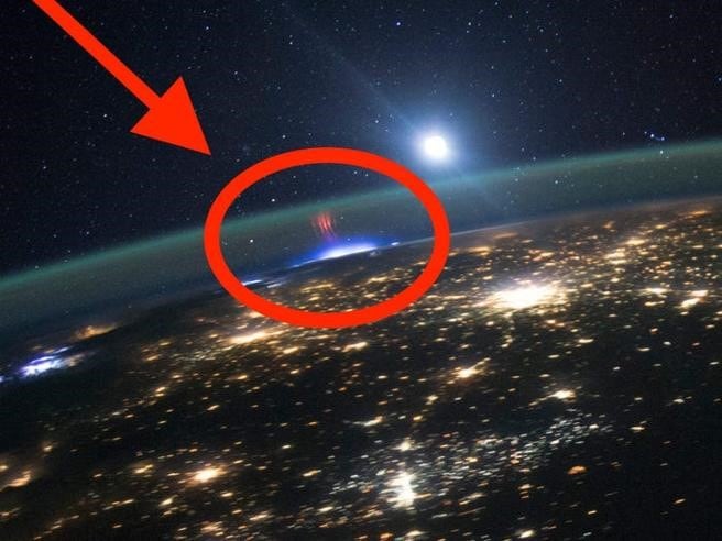 Las Medusas Rojas captadas desde el espacio.  (NASA)