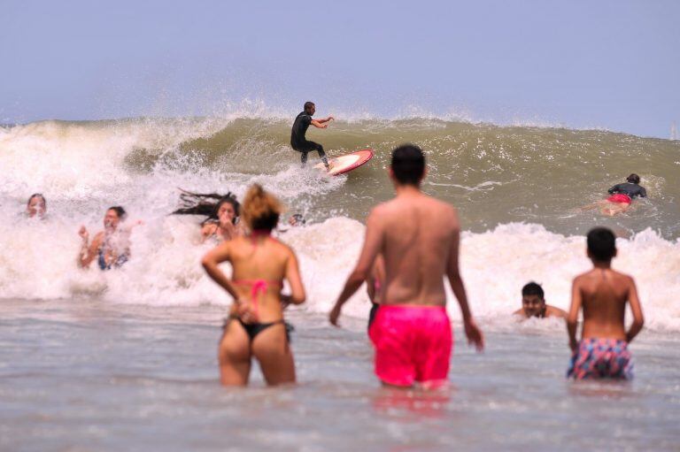 Las fotos del verano 2020 en la Costa Atlántica (Clarín)