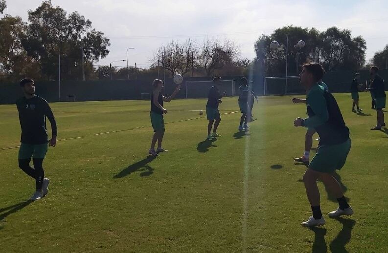 San Martín de San Juan practicó pensando en el partido del sábado ante Independiente Rivadavia.