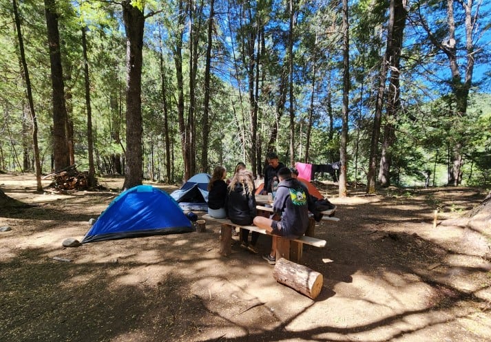 Camping en los pozones de El Bolsón.