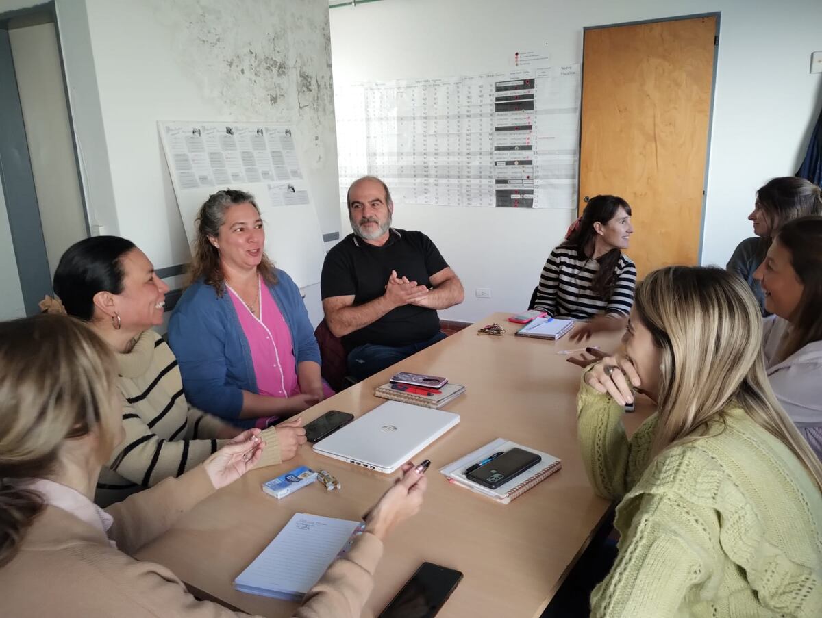 Reunión entre las distintas áreas de Salud de Tres Arroyos con representantes de la Región Sanitaria Uno
