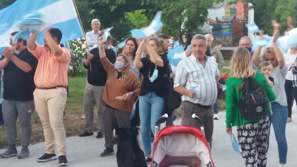 JUNTOS cerró su campaña en la Plaza San Martín