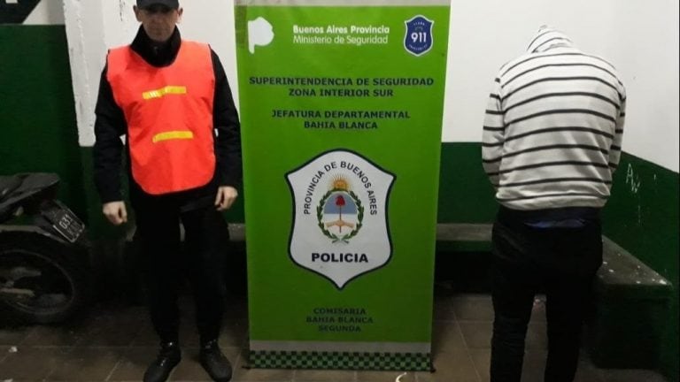 Detenido por robar en una barbería