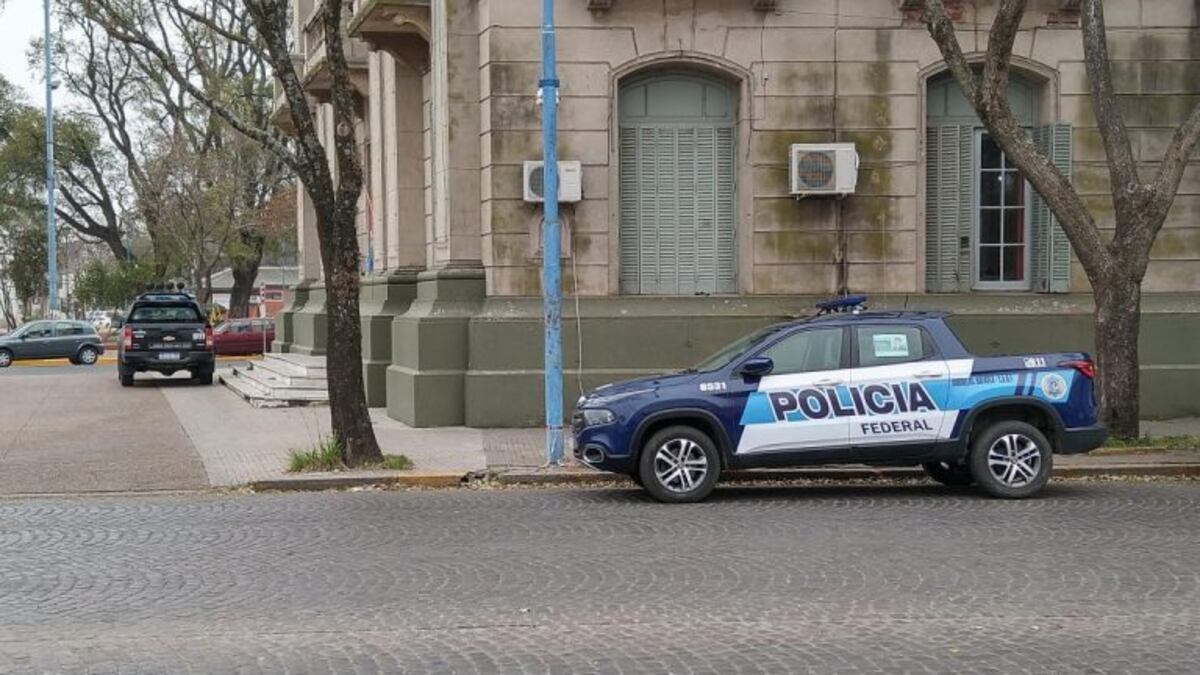 Juego clandestino: encontraron "mucho material para analizar"