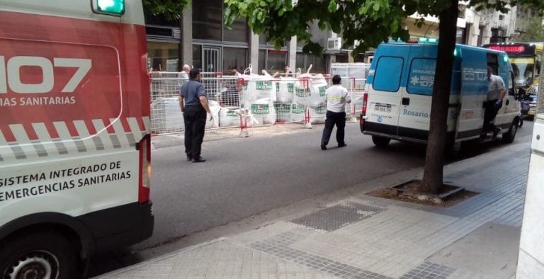 Taxi chocó a una moto en Italia y Rioja