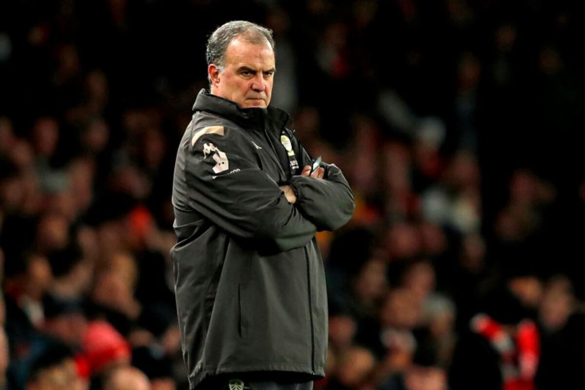Marcelo Bielsa confirmó que seguirá siendo el entrenador de Leeds United