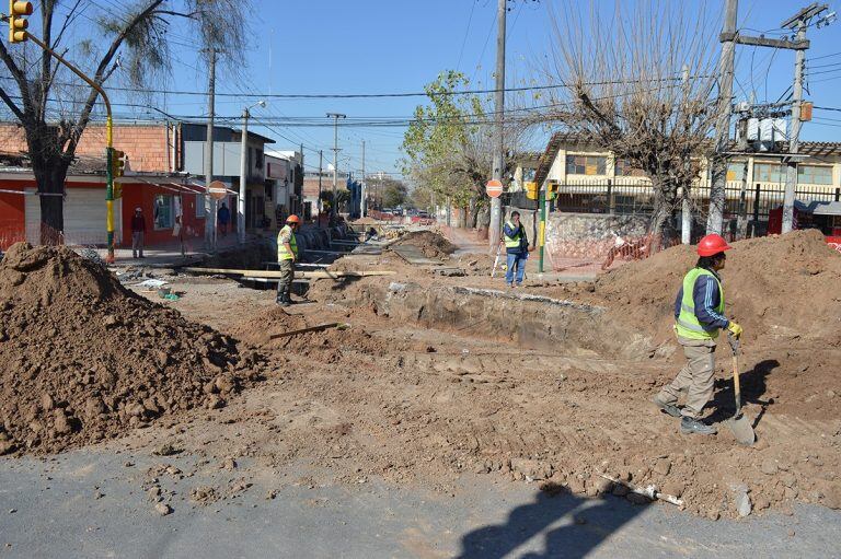 Obras en el Canal del Tineo (Municipalidad de Salta)