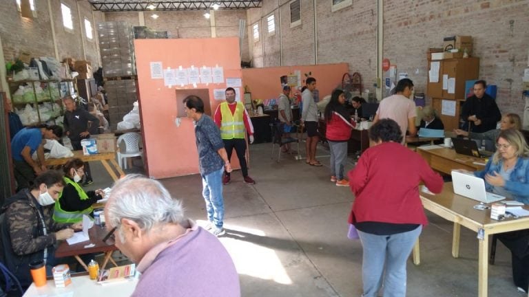 Entrega de Bolsones alimentarios en Rafaela